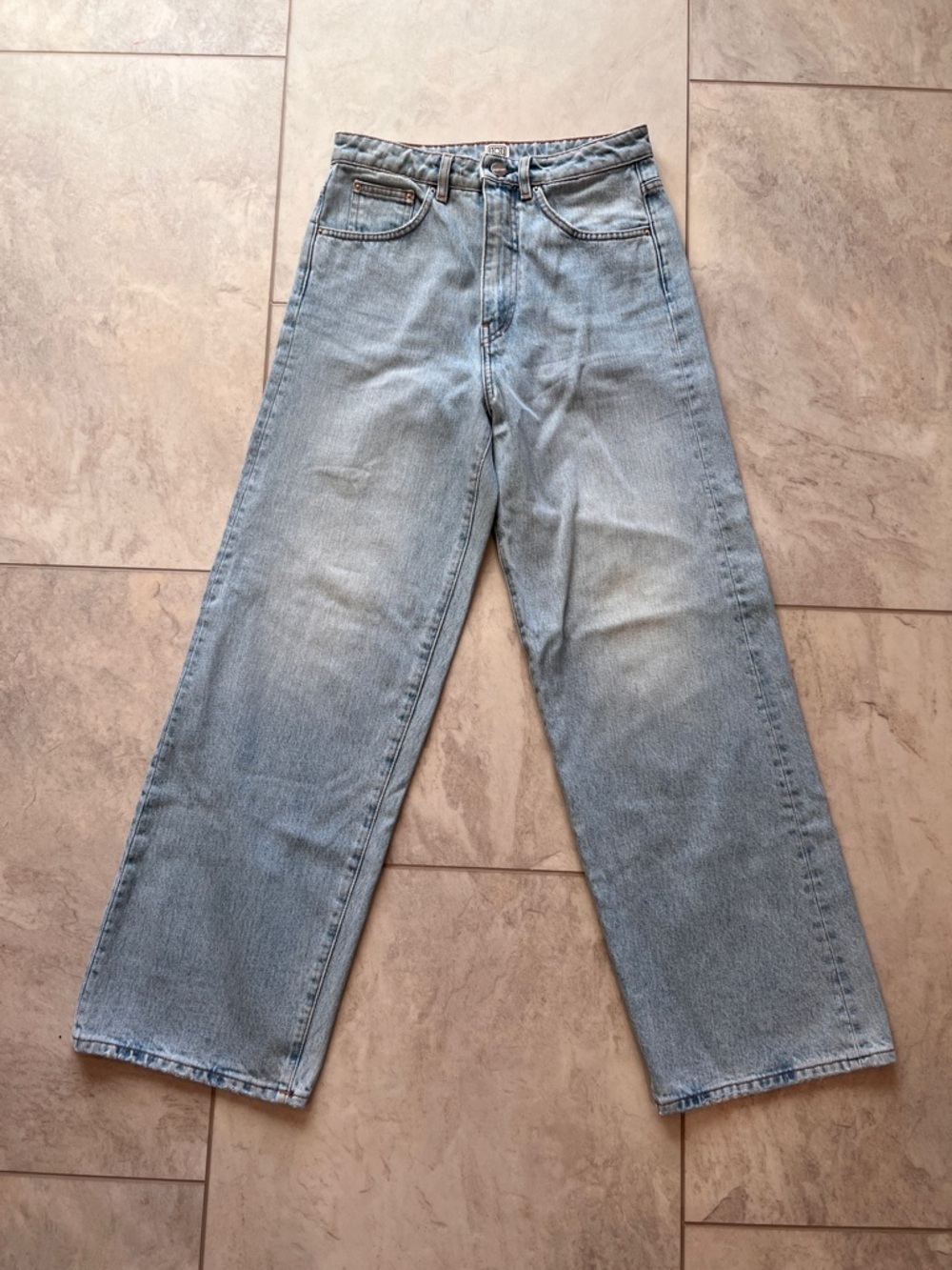 Totême Flair Denim Jeans